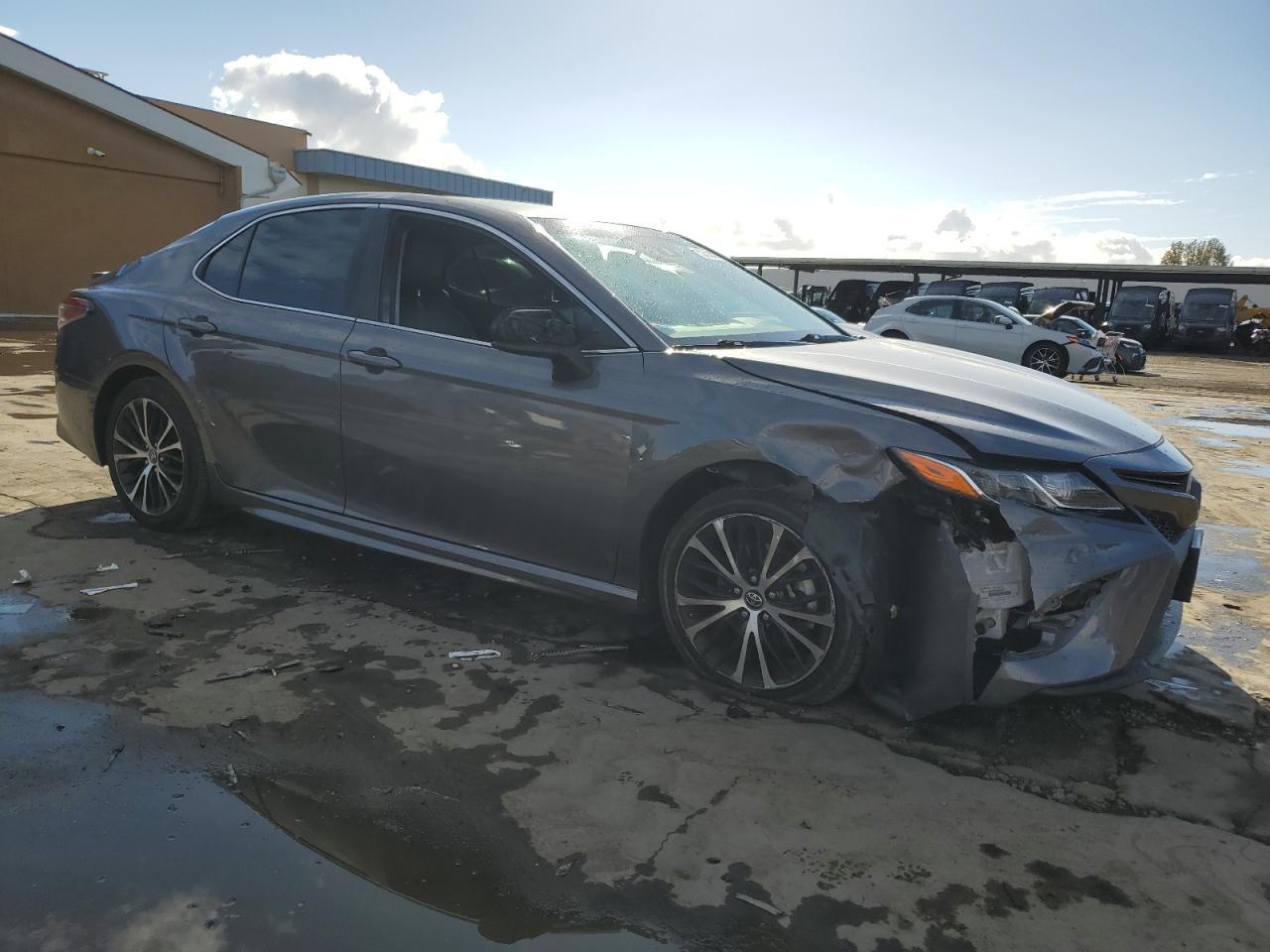 2019 TOYOTA CAMRY L - Image 4