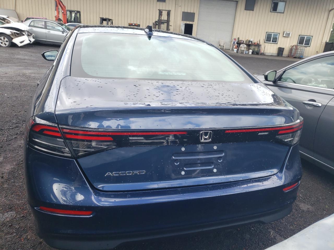 2024 HONDA ACCORD EX - Image 6