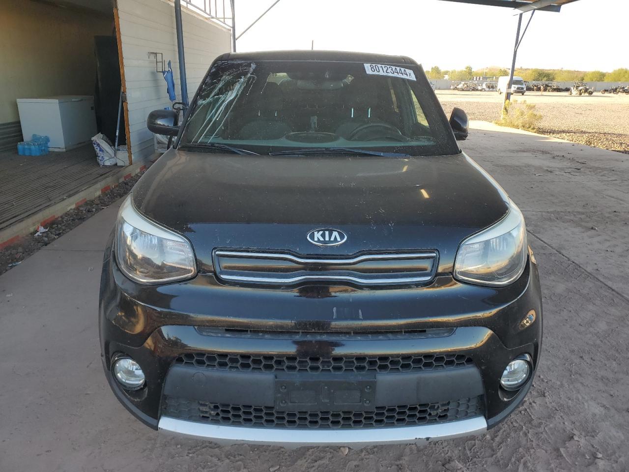 2017 KIA SOUL + - Image 5