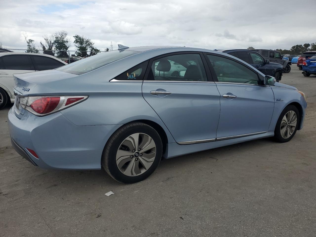 2013 HYUNDAI SONATA HYB - Фото 3