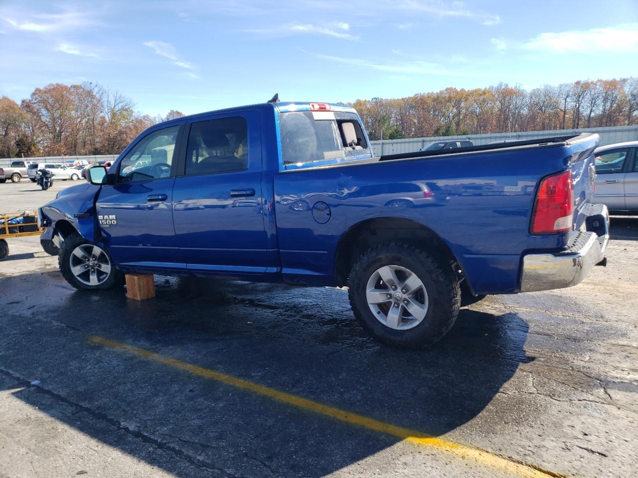 2019 RAM 1500 CLASS - Фото 2