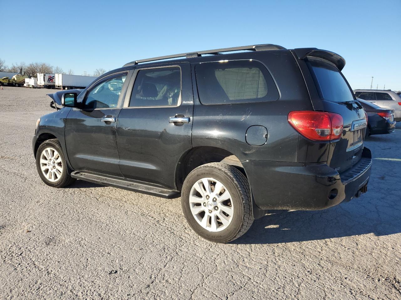 2014 TOYOTA SEQUOIA PL - Image 2