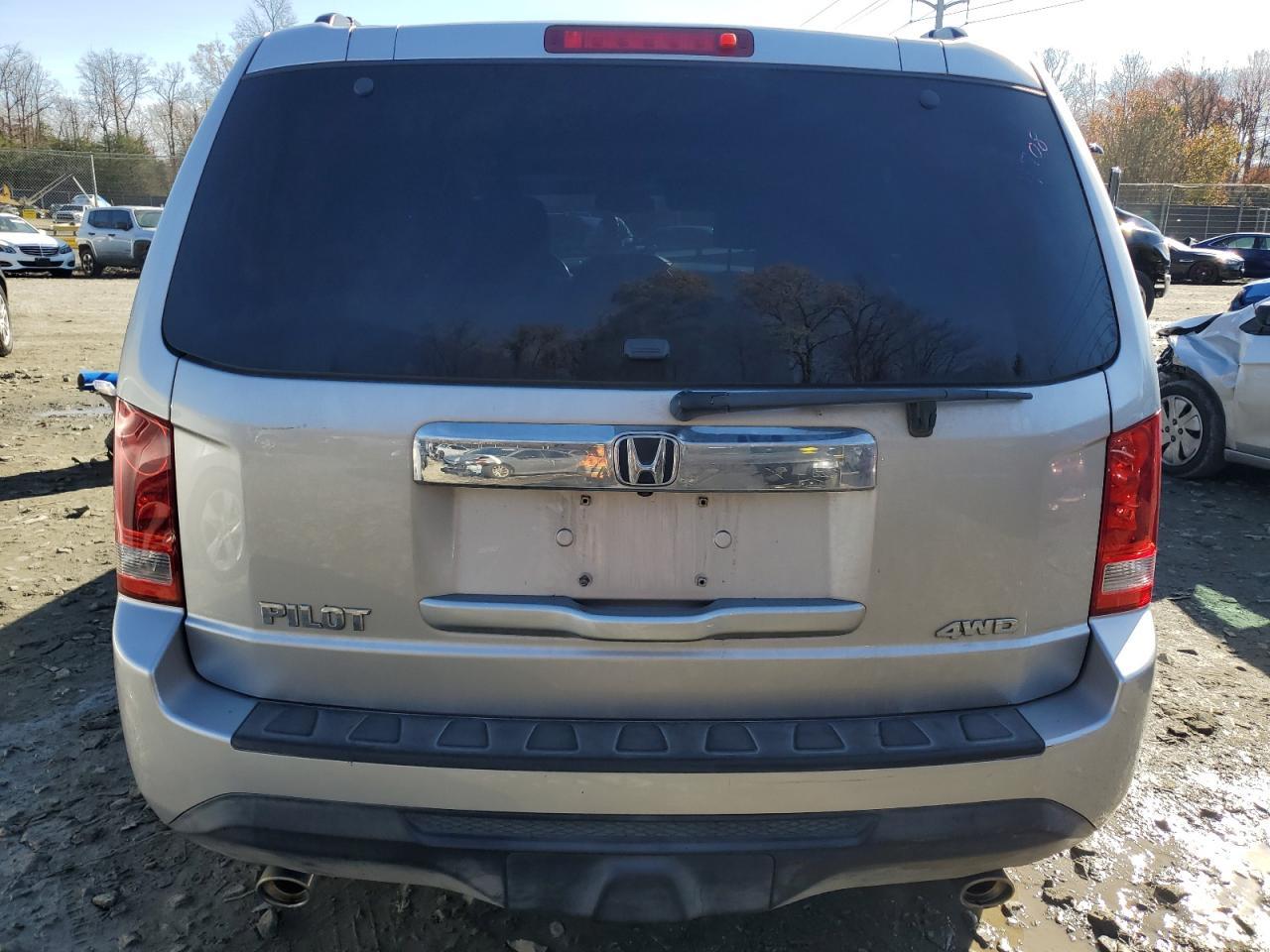 2015 HONDA PILOT EXL - Image 6