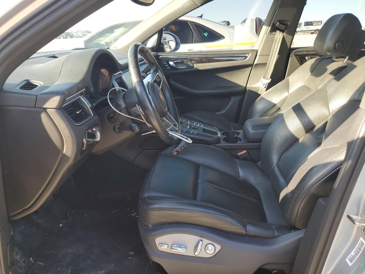 2015 PORSCHE MACAN S - Image 7