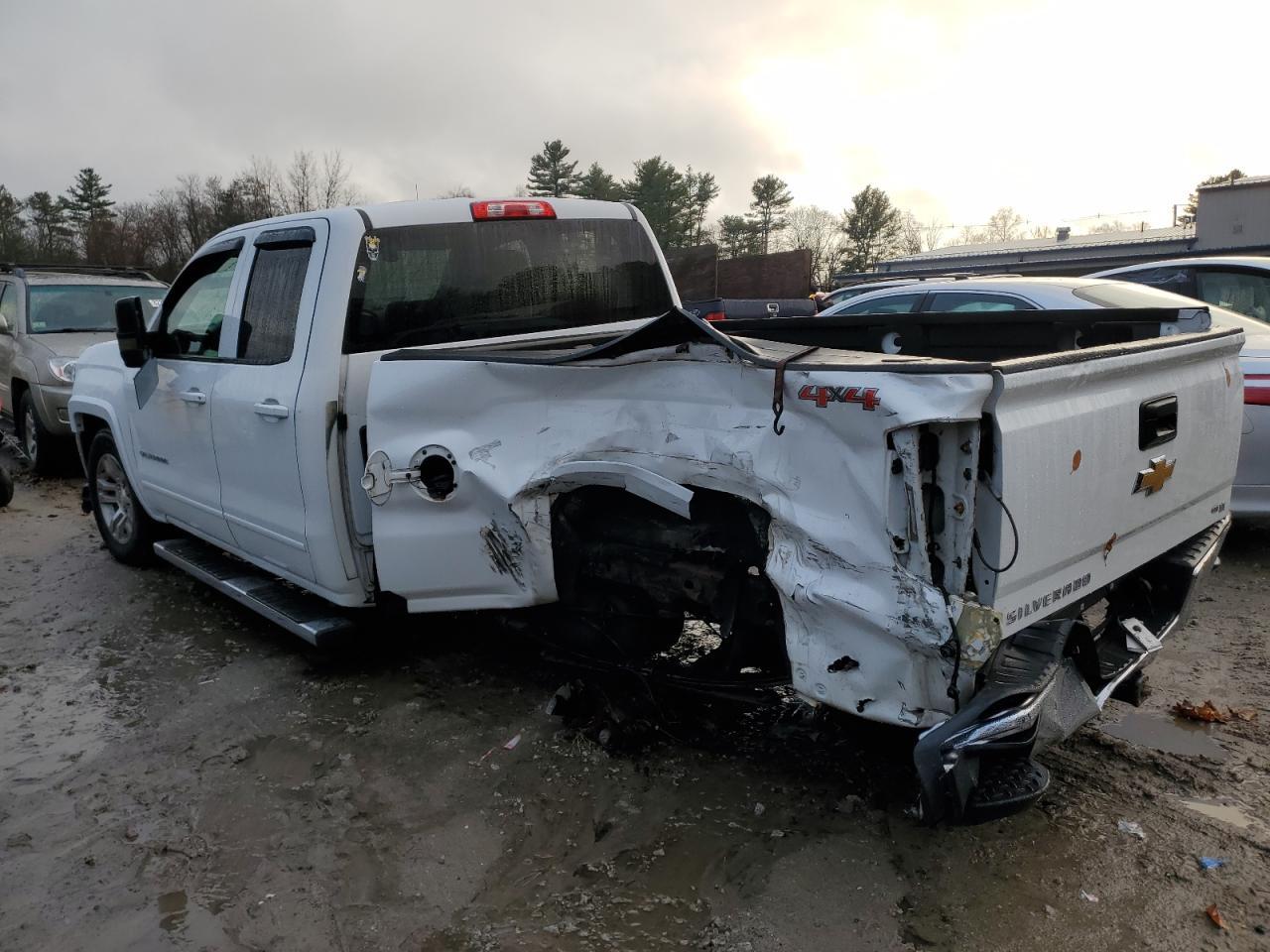 2016 CHEVROLET SILVERADO - Фото 2