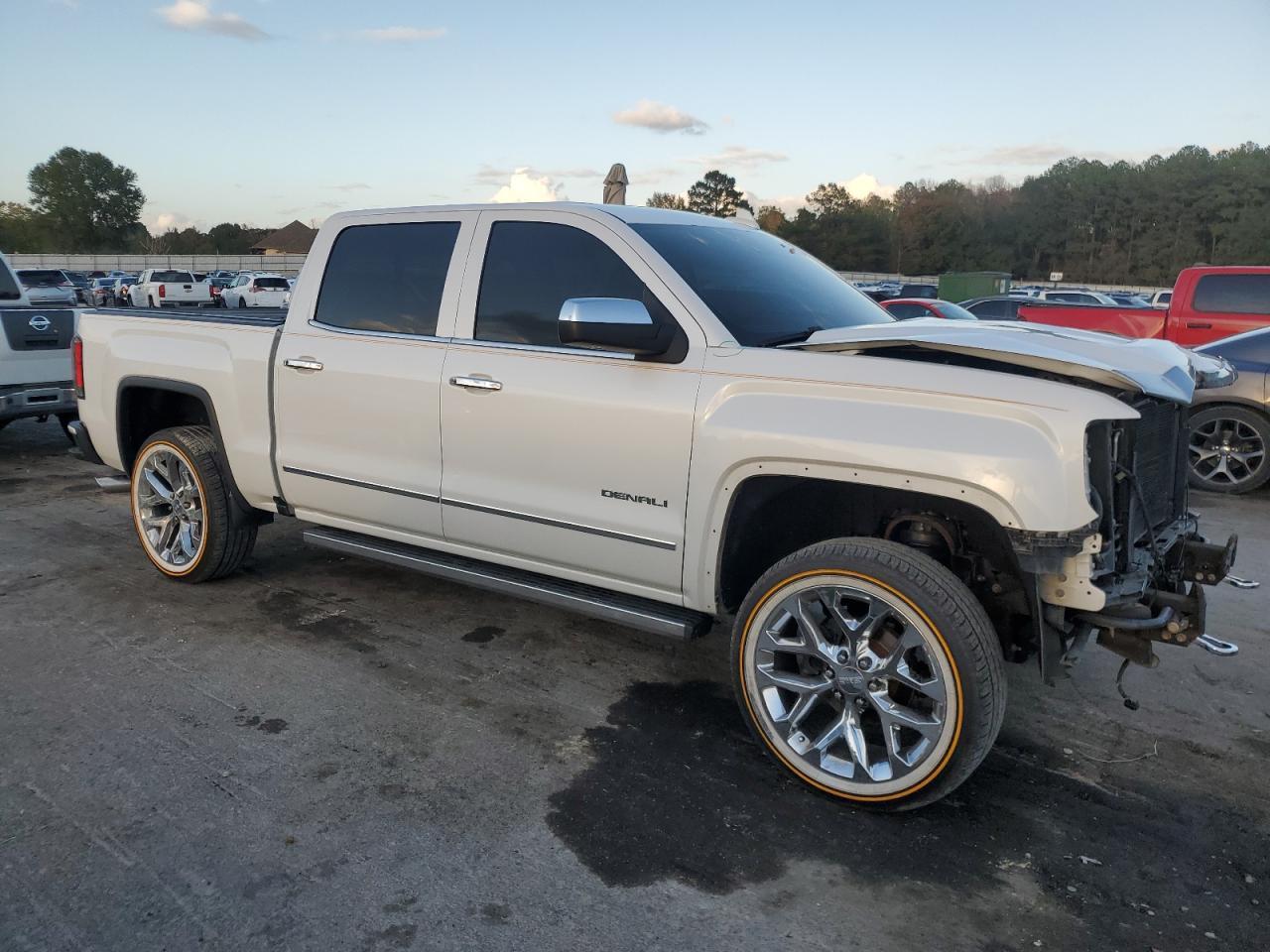 2017 GMC SIERRA K15 - Image 4