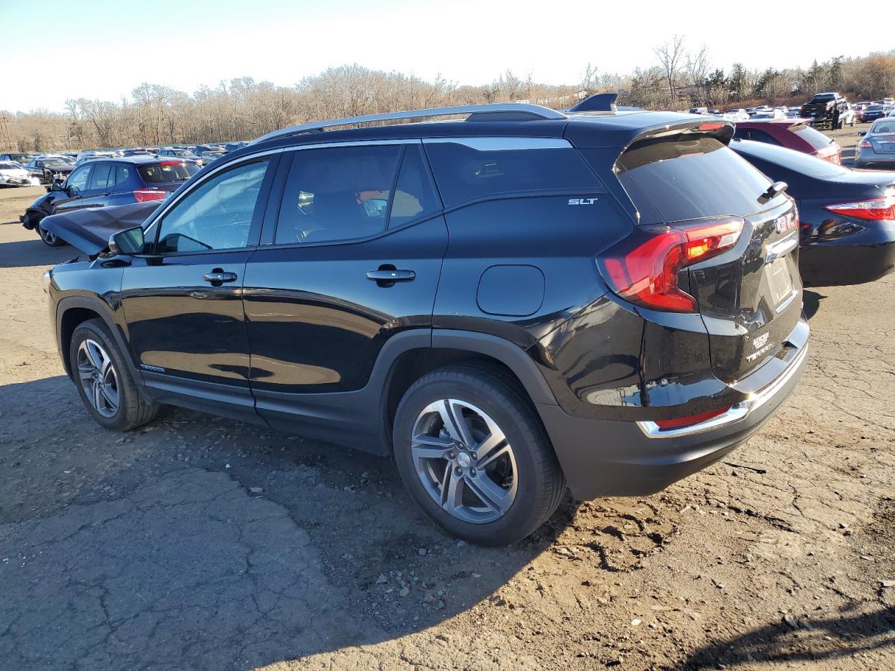 2021 GMC TERRAIN SL - Image 2