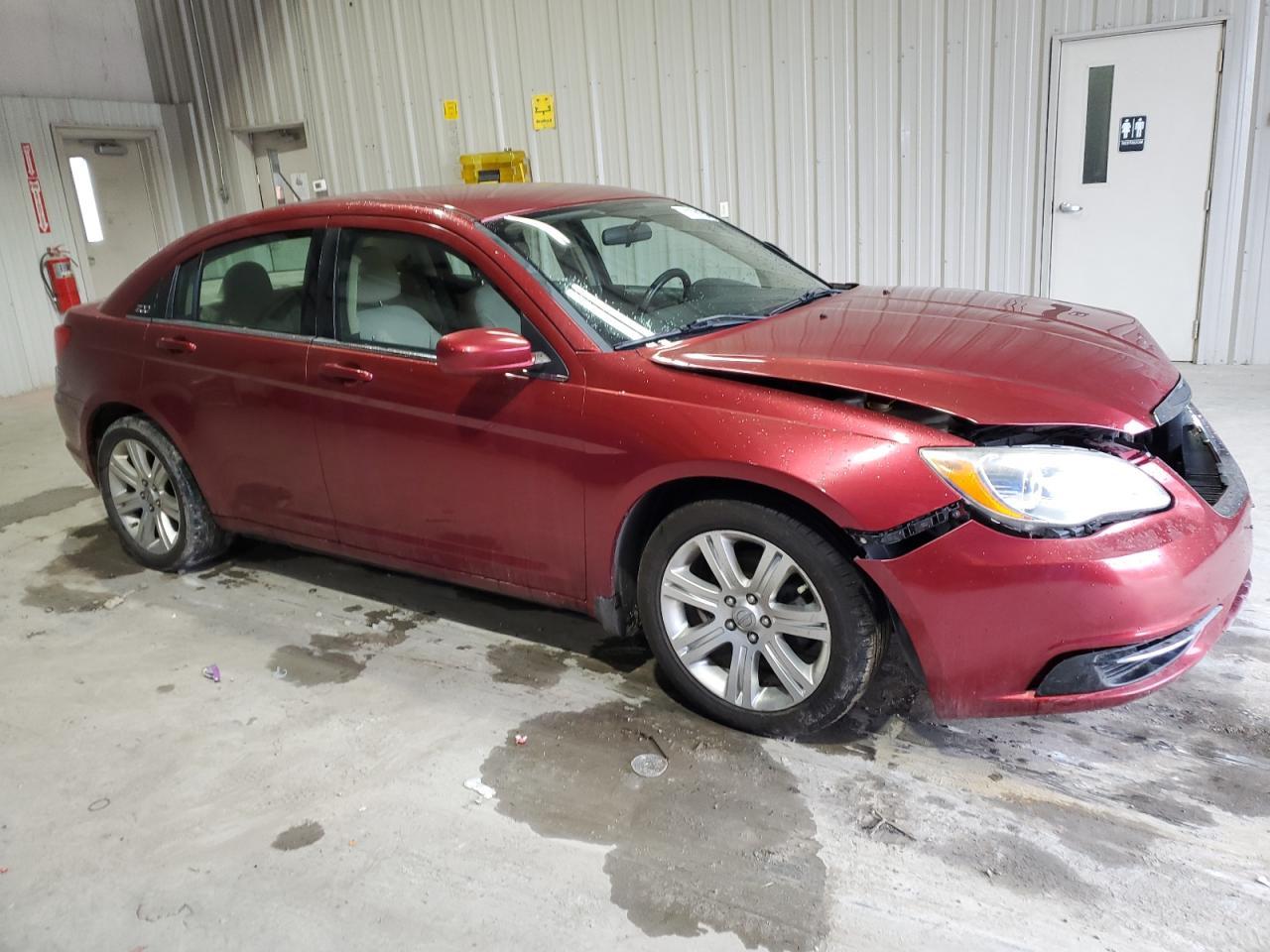 2013 CHRYSLER 200 LX - Фото 4