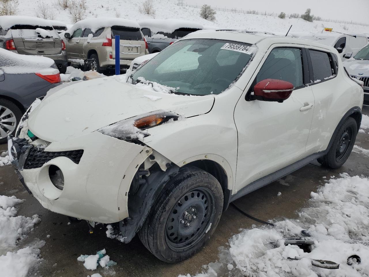 2016 NISSAN JUKE S
