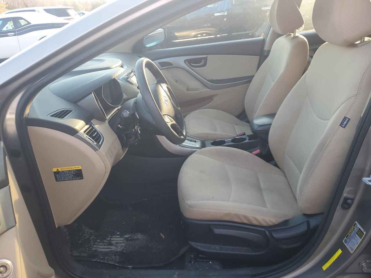2013 HYUNDAI ELANTRA GL - Image 7
