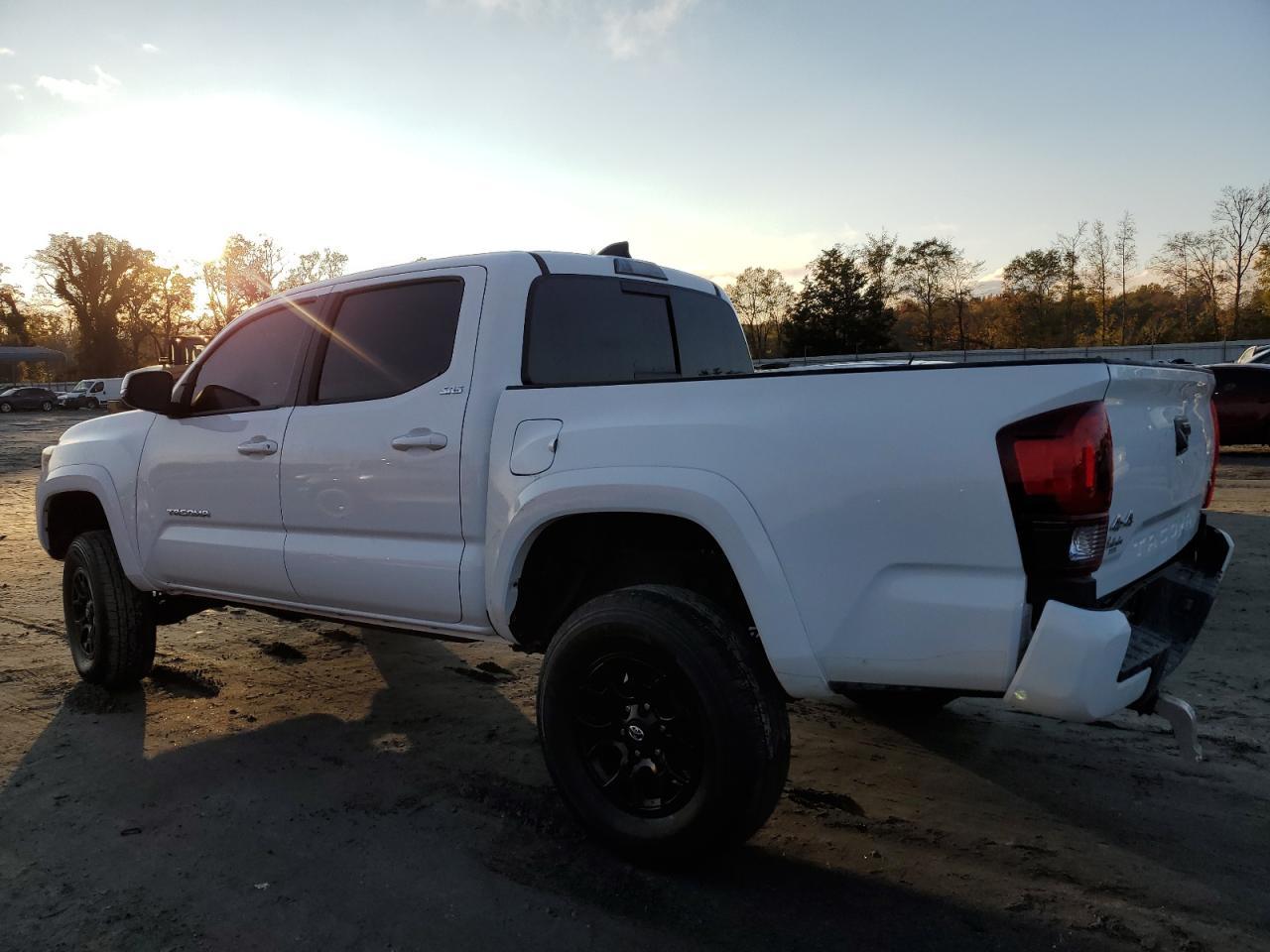 2023 TOYOTA TACOMA DOU - Фото 2