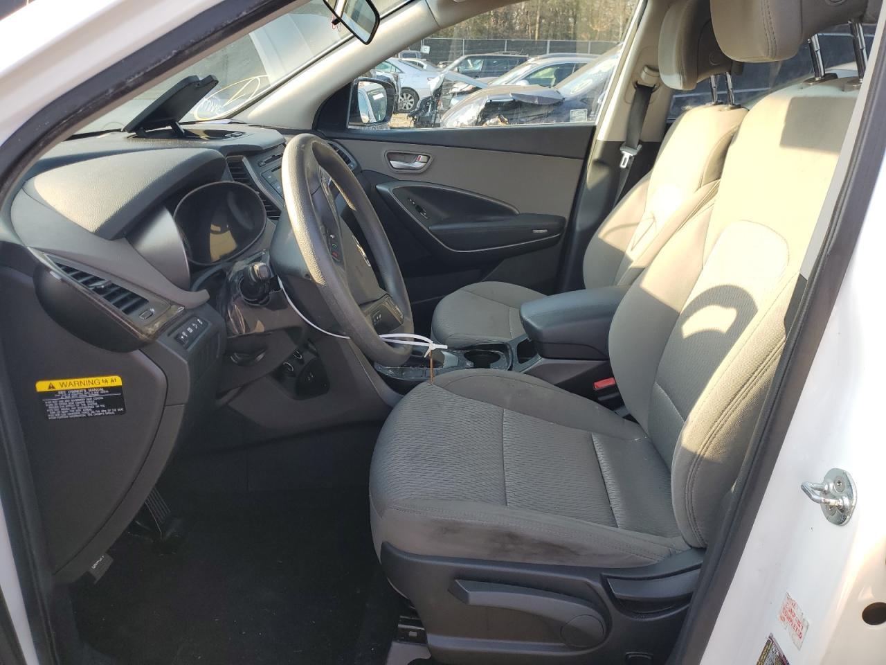 2017 HYUNDAI SANTA FE S - Image 7