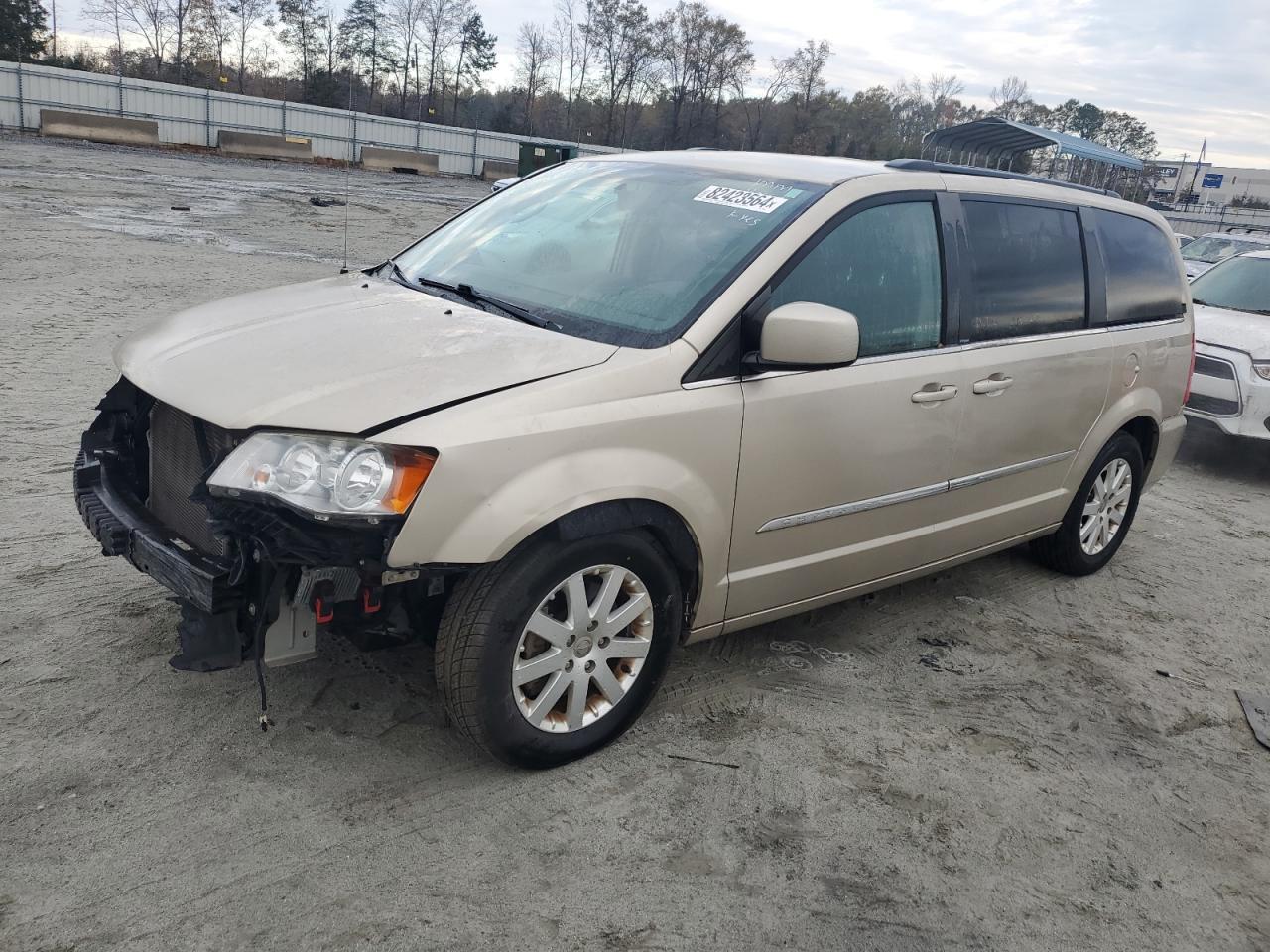 2014 CHRYSLER TOWN & COU