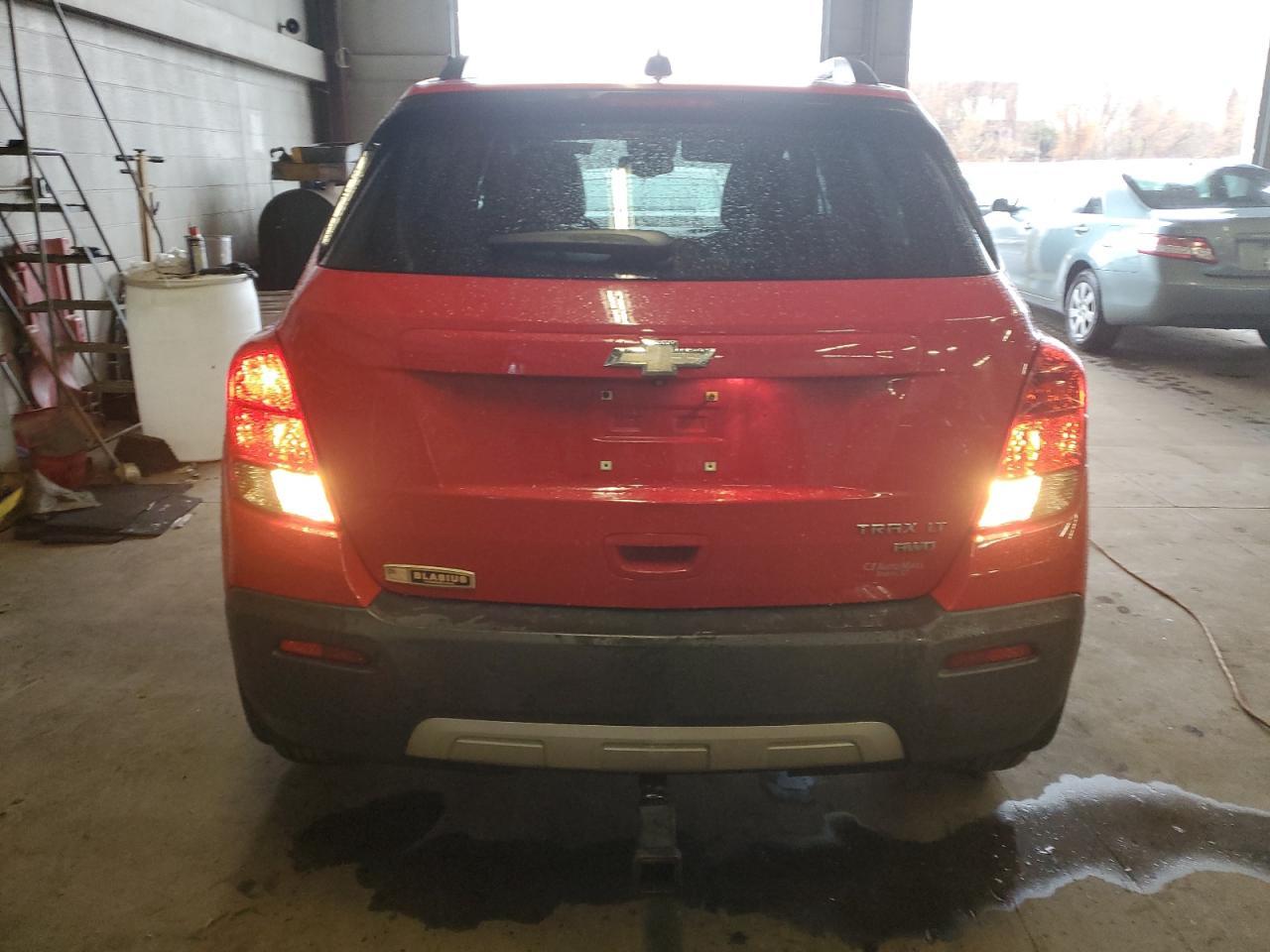 2015 CHEVROLET TRAX 1LT - Фото 6