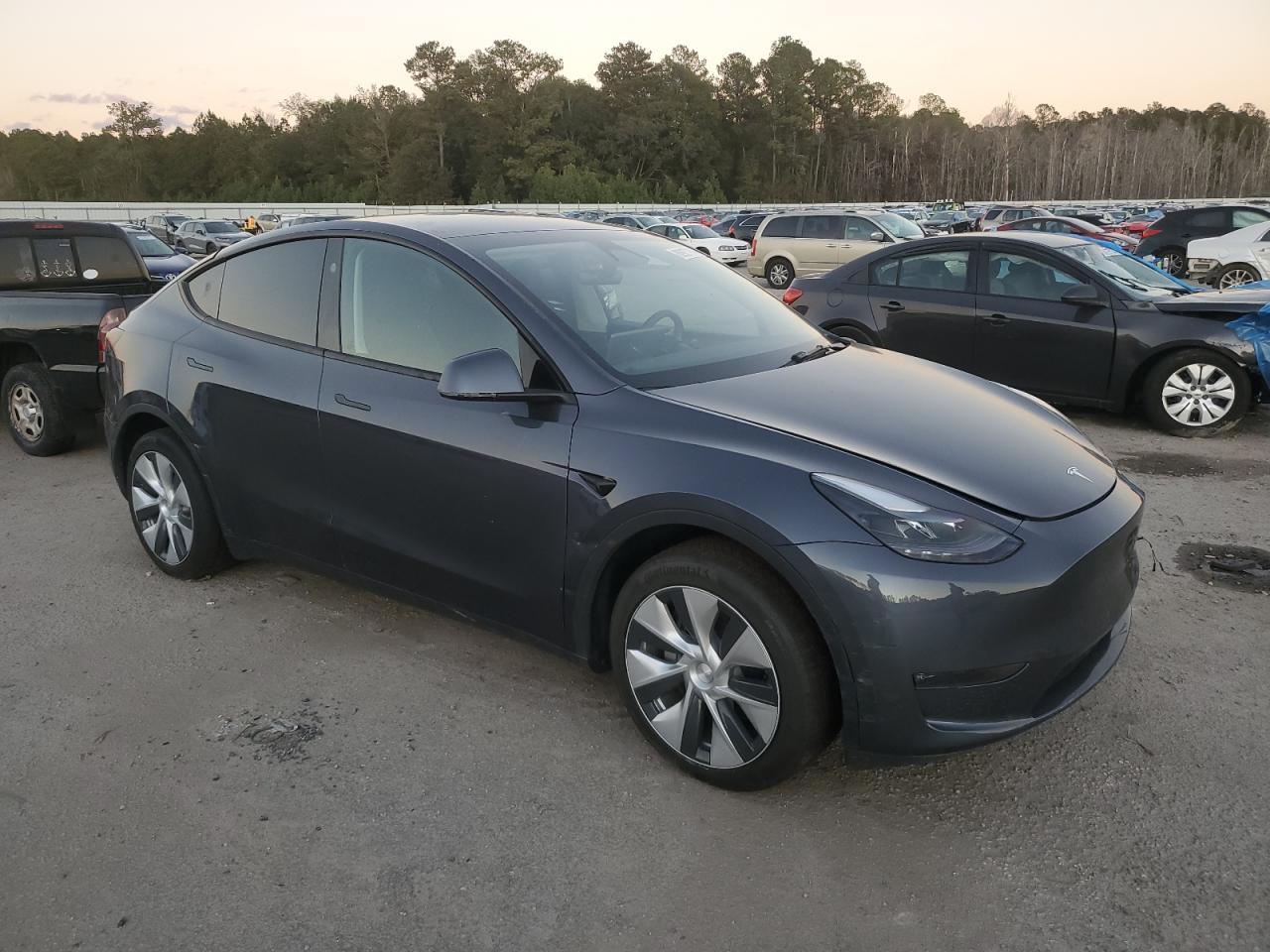2023 TESLA MODEL Y - Image 4