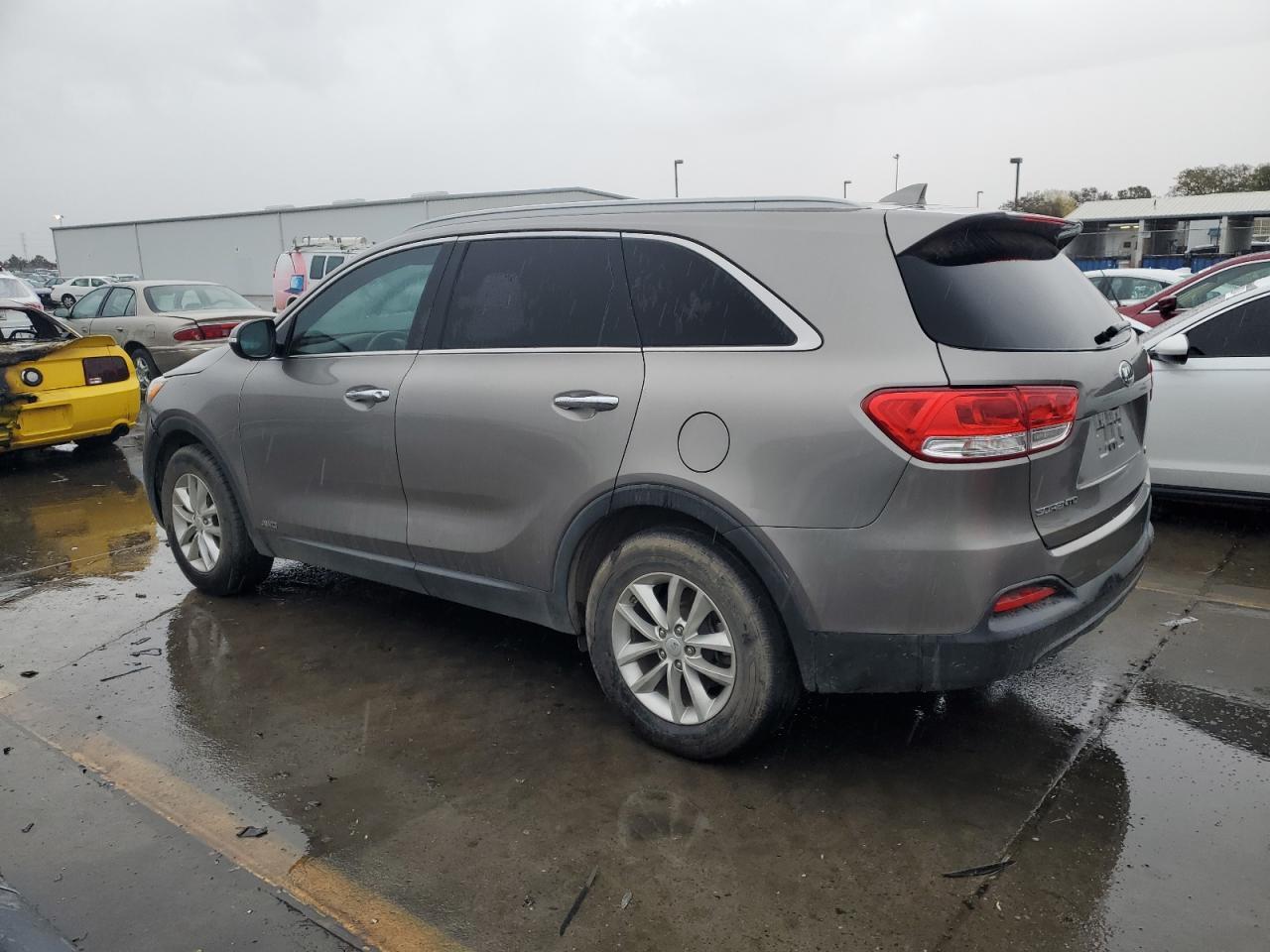 2016 KIA SORENTO LX - Image 2