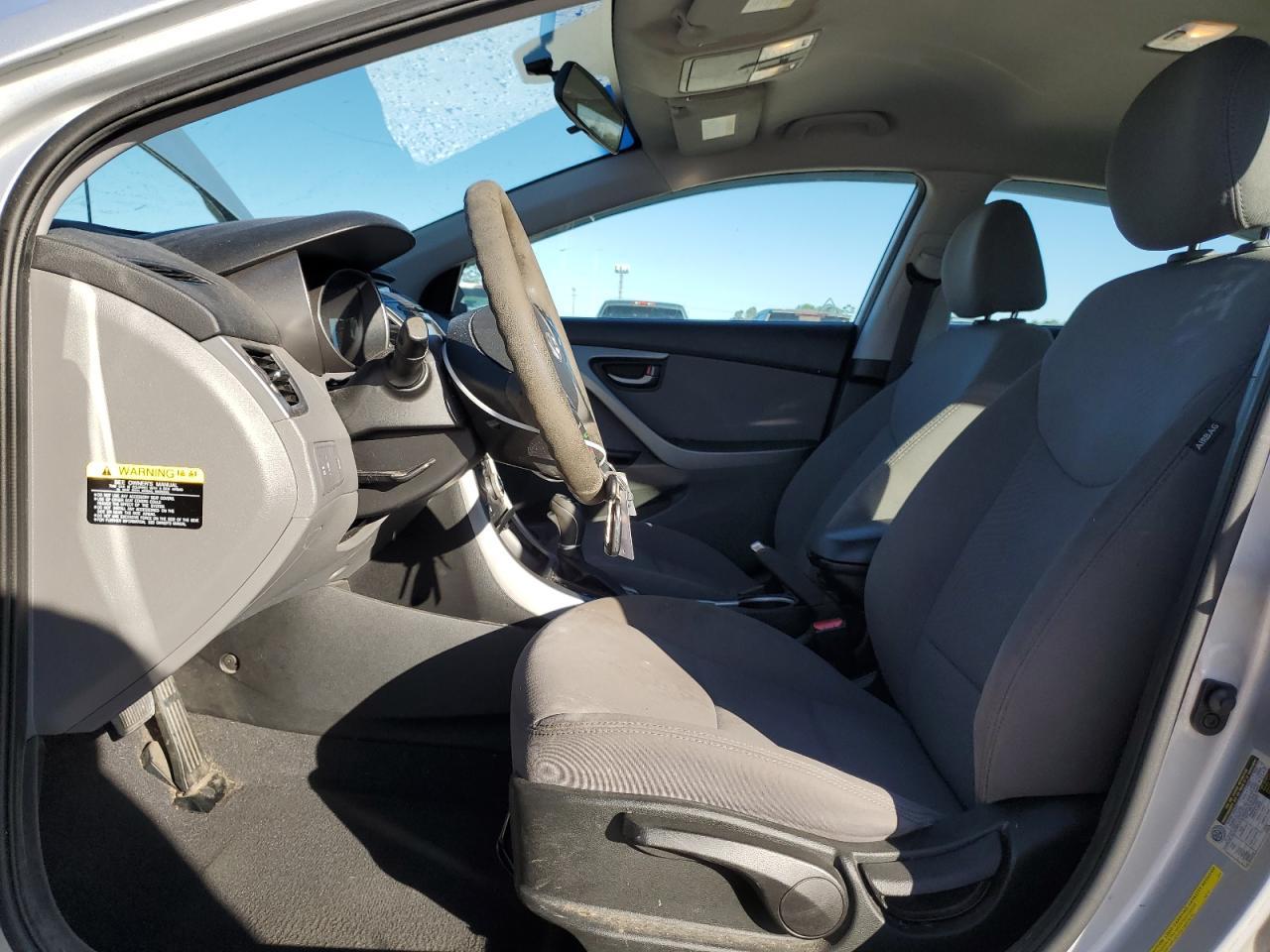 2014 HYUNDAI ELANTRA SE - Image 7