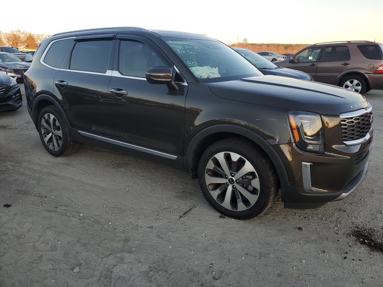 2020 KIA TELLURIDE - Image 4