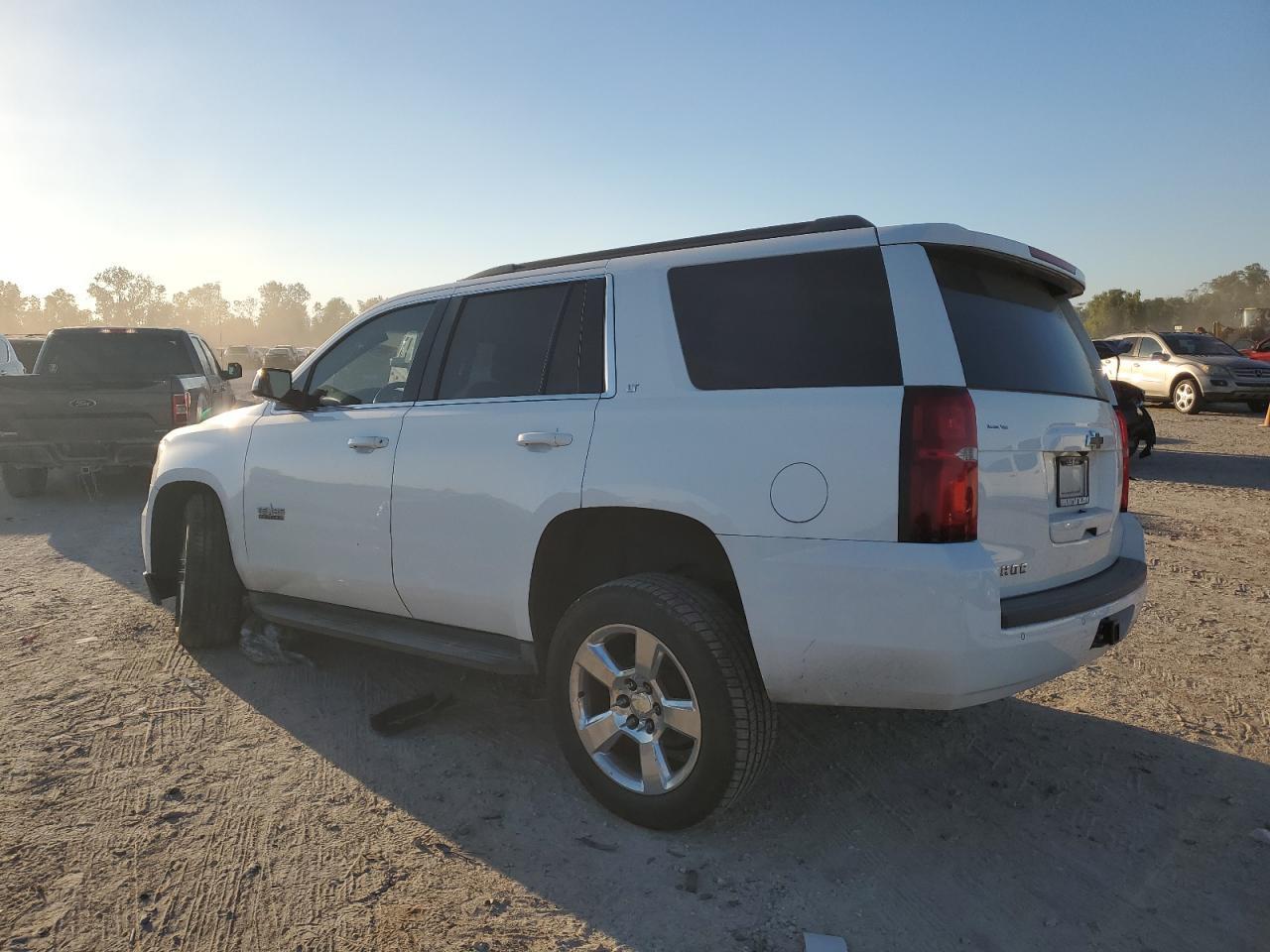 2015 CHEVROLET TAHOE C150 - Image 2