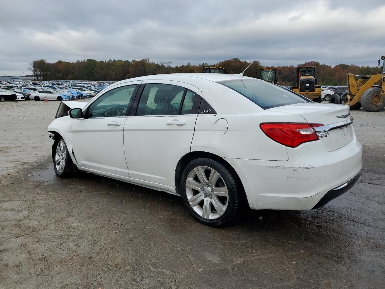 2012 CHRYSLER 200 TOURIN - Image 2