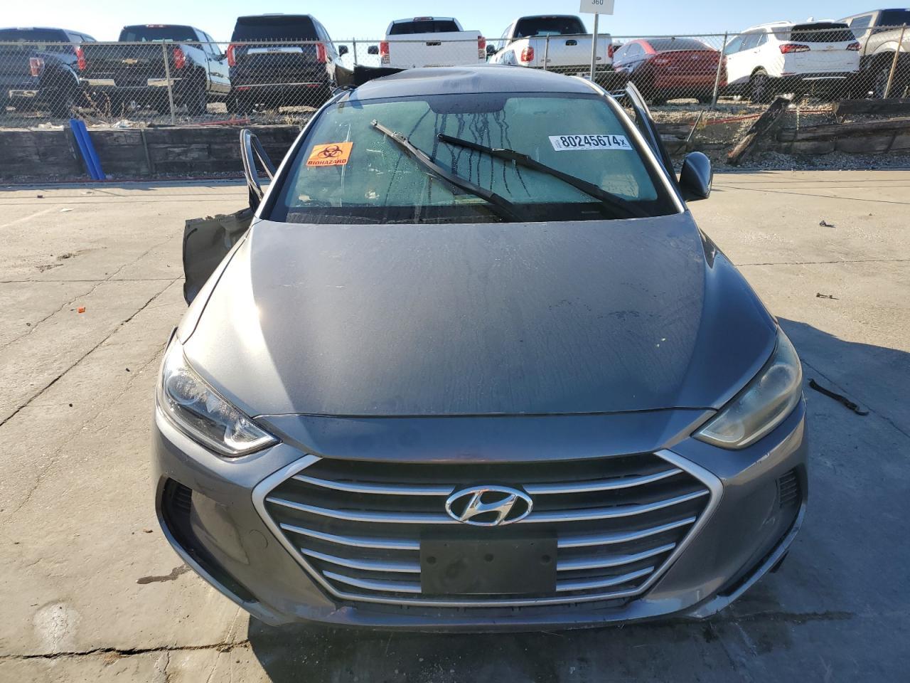 2018 HYUNDAI ELANTRA SE - Фото 5