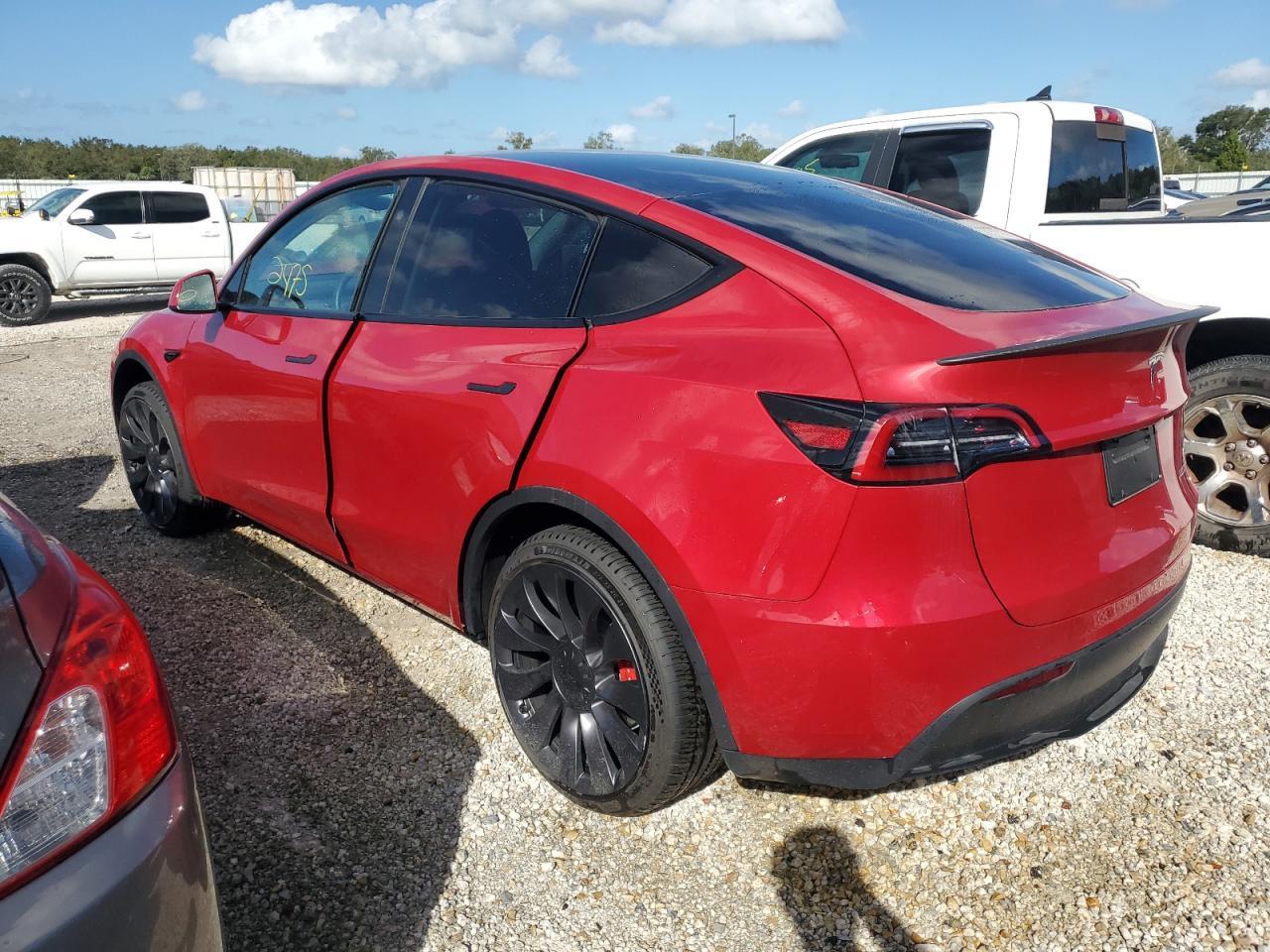 2023 TESLA MODEL Y - Фото 2