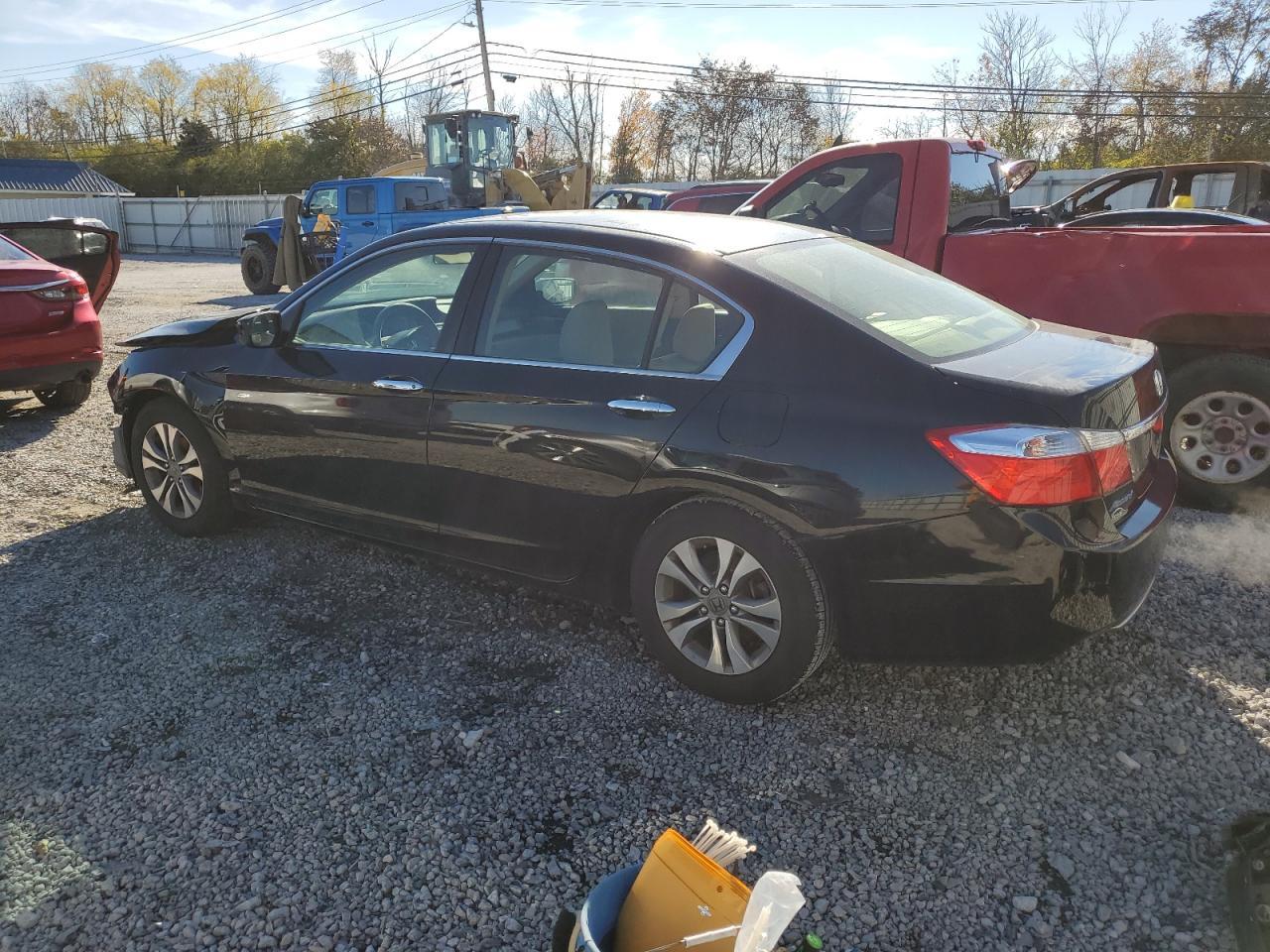 2014 HONDA ACCORD LX - Фото 2