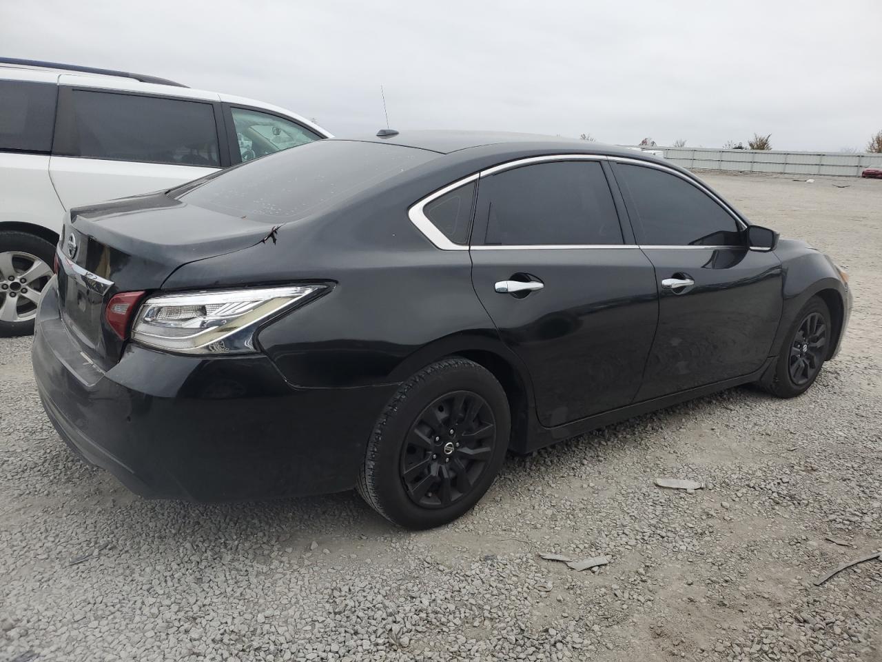 2018 NISSAN ALTIMA 2.5 - Фото 3