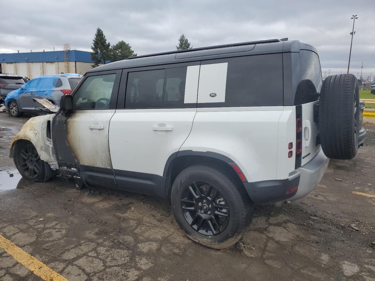 2024 LAND ROVER DEFENDER 1 - Image 2