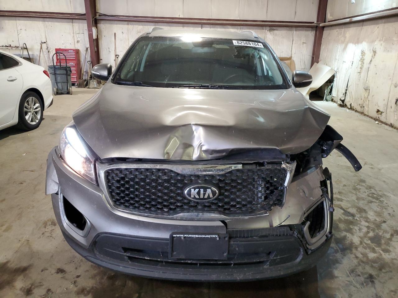 2017 KIA SORENTO LX - Фото 5