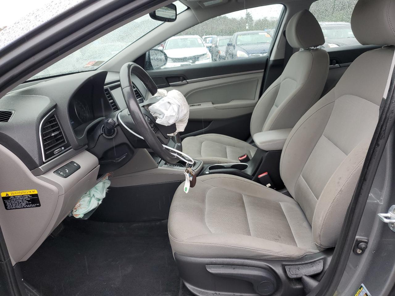 2018 HYUNDAI ELANTRA SE - Фото 7