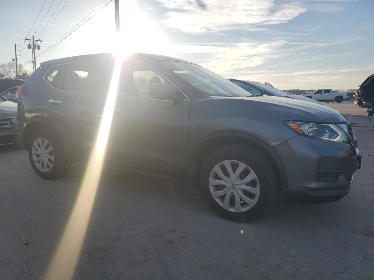 2018 NISSAN ROGUE S - Фото 4