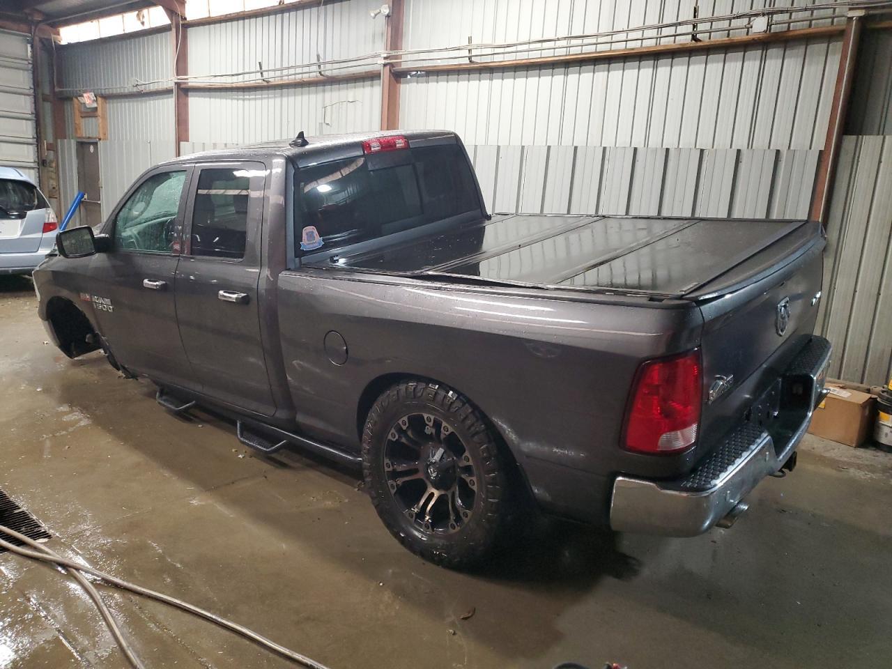 2015 RAM 1500 SLT - Image 2