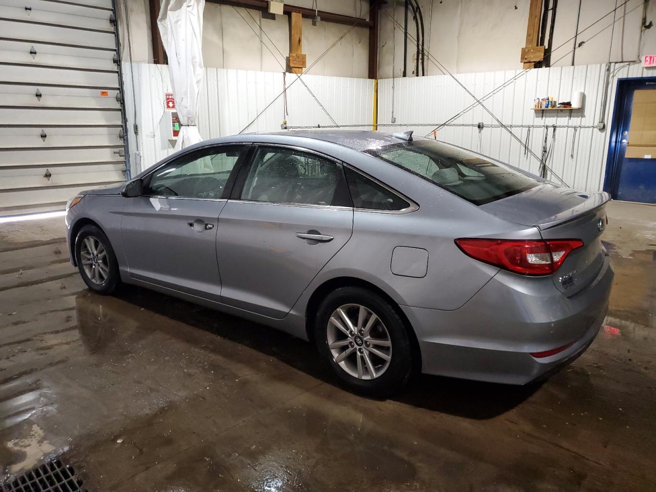 2017 HYUNDAI SONATA SE - Фото 2