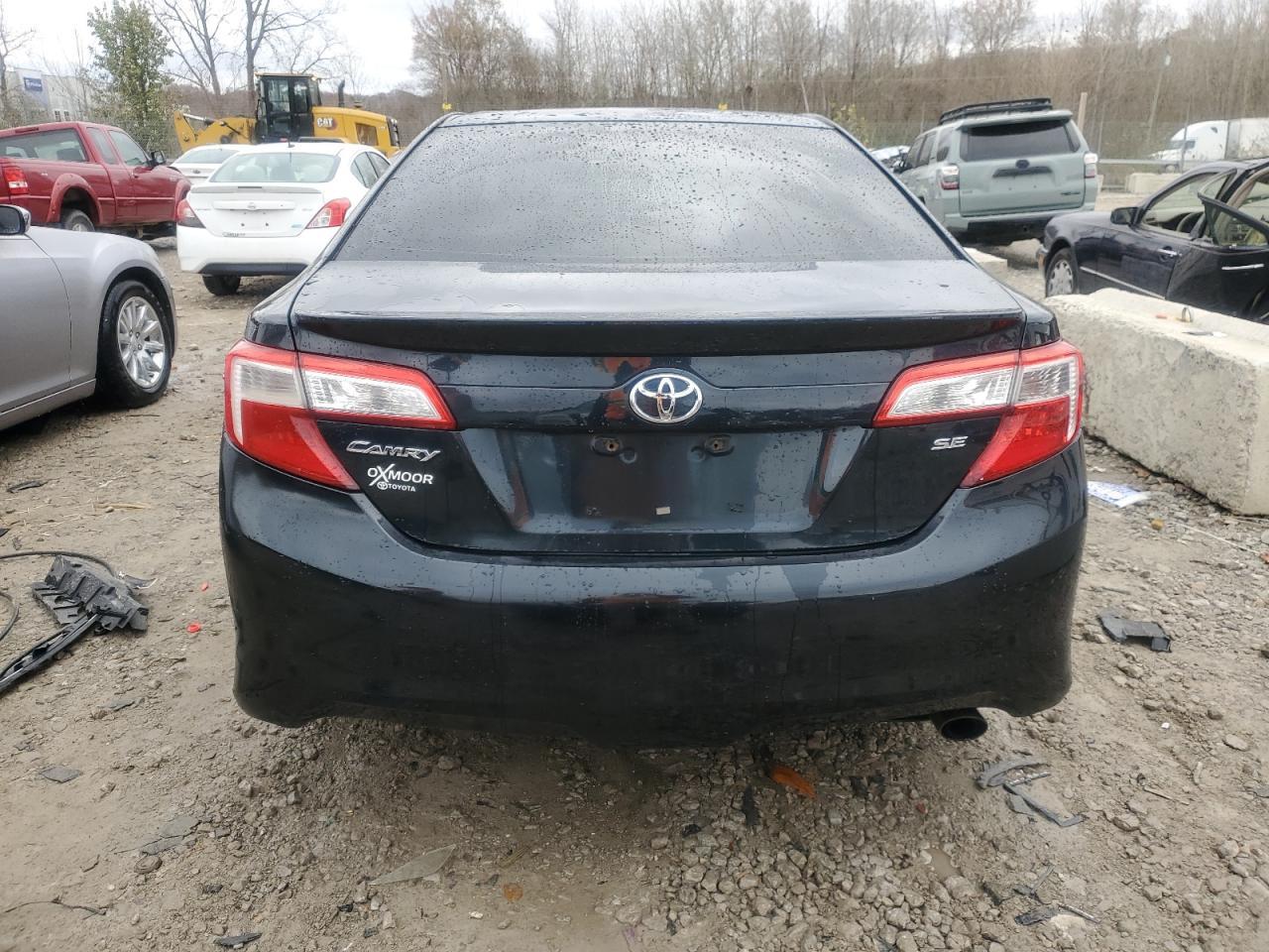 2014 TOYOTA CAMRY L - Image 6