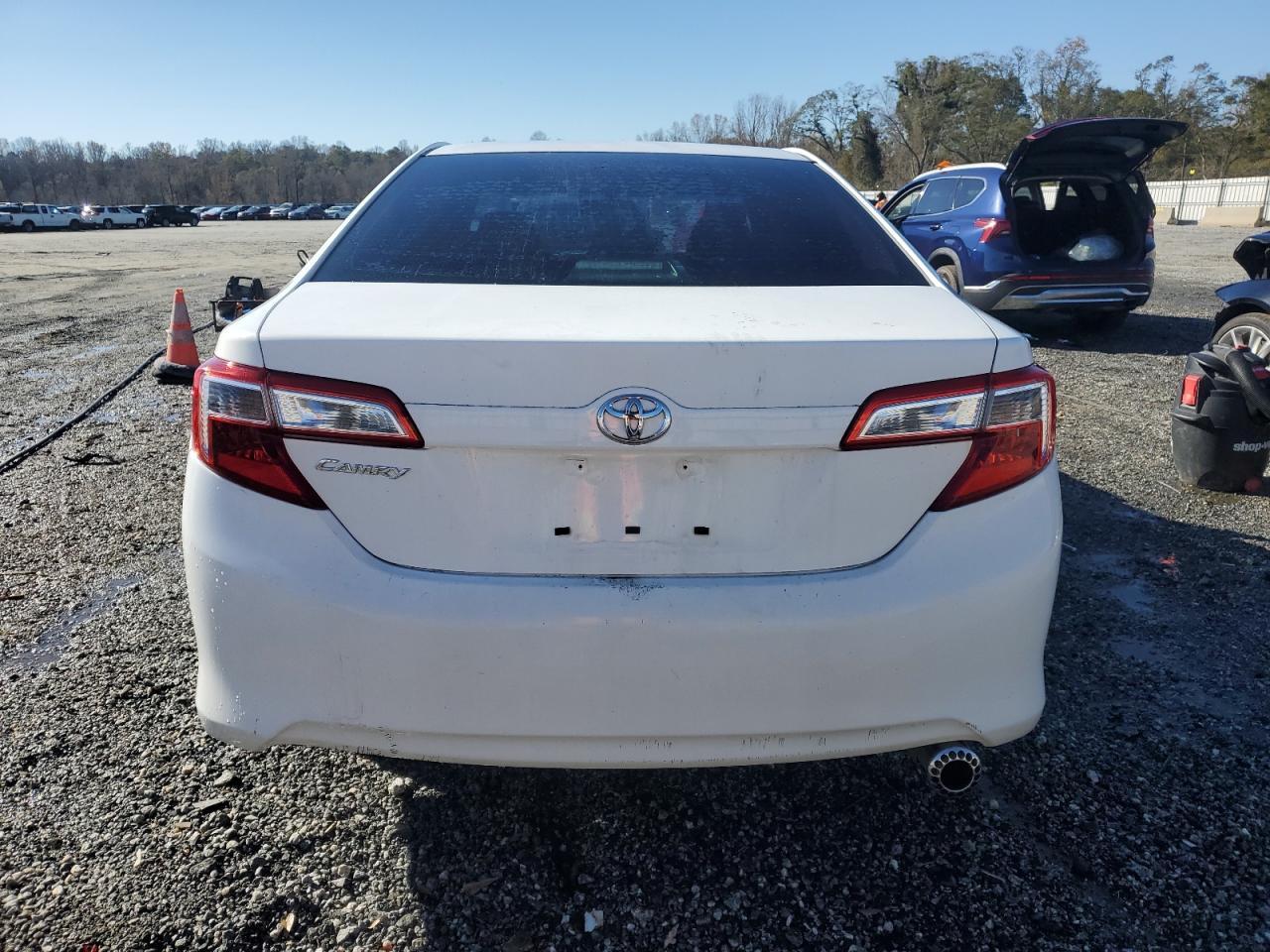 2013 TOYOTA CAMRY L - Image 6