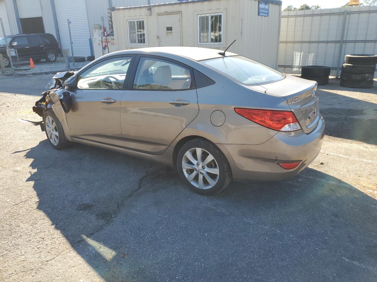 2014 HYUNDAI ACCENT GLS - Фото 2