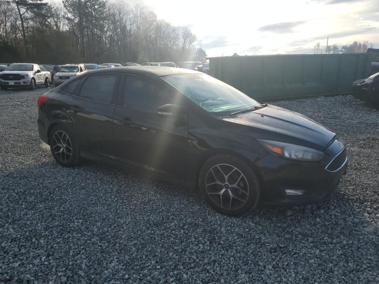 2017 FORD FOCUS SEL - Image 4