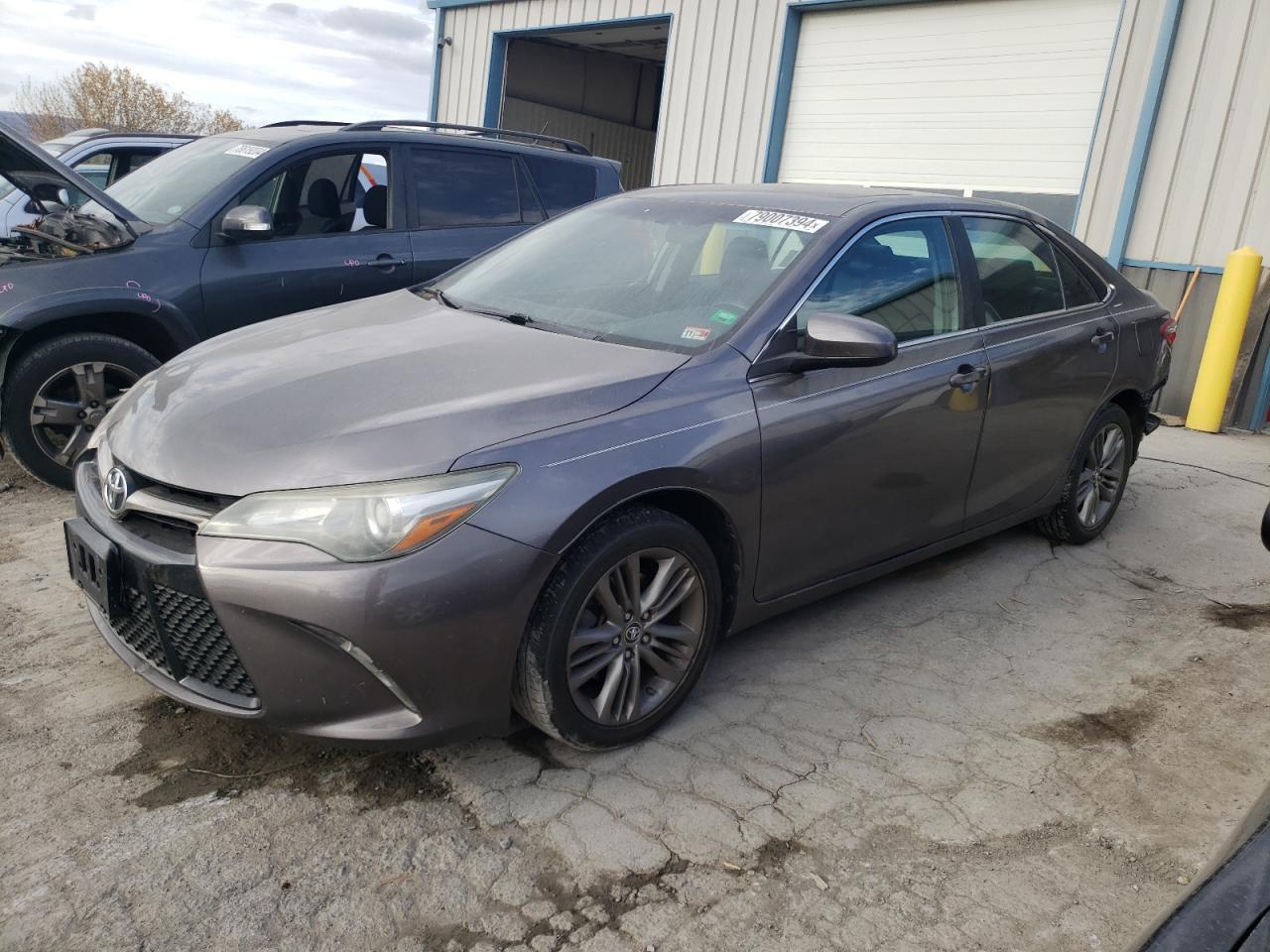 2016 TOYOTA CAMRY LE