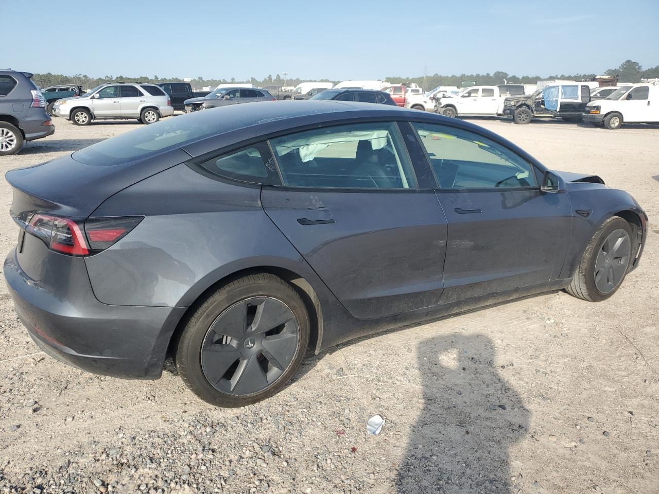 2023 TESLA MODEL 3 - Фото 3