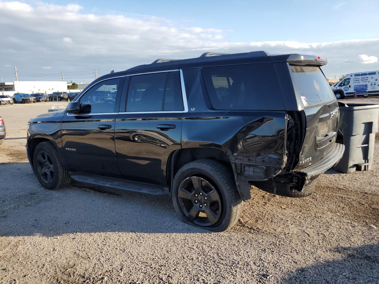 2019 CHEVROLET TAHOE C150 - Фото 2
