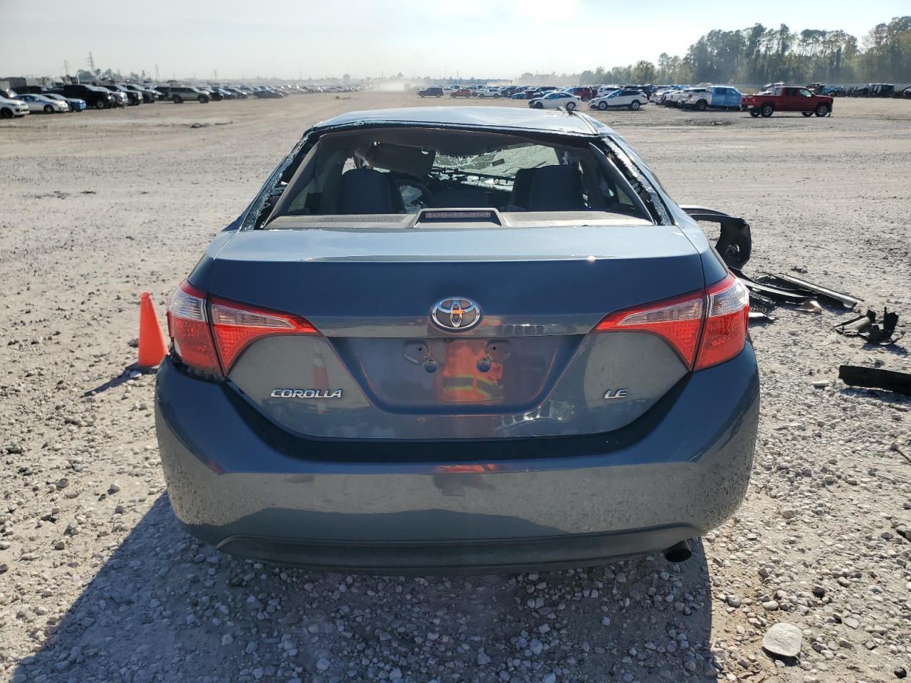 2015 TOYOTA COROLLA L - Image 6
