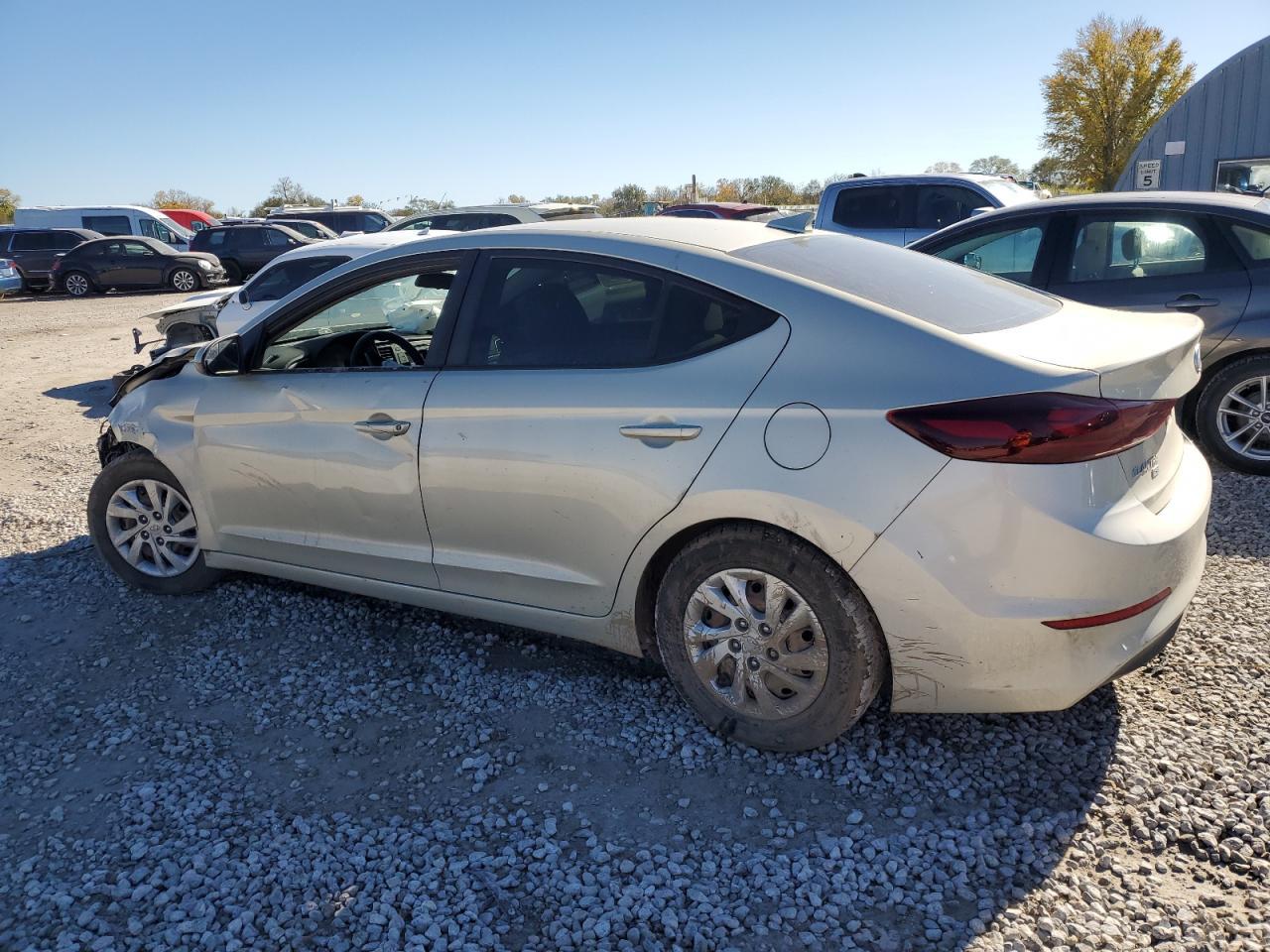2017 HYUNDAI ELANTRA SE - Фото 2