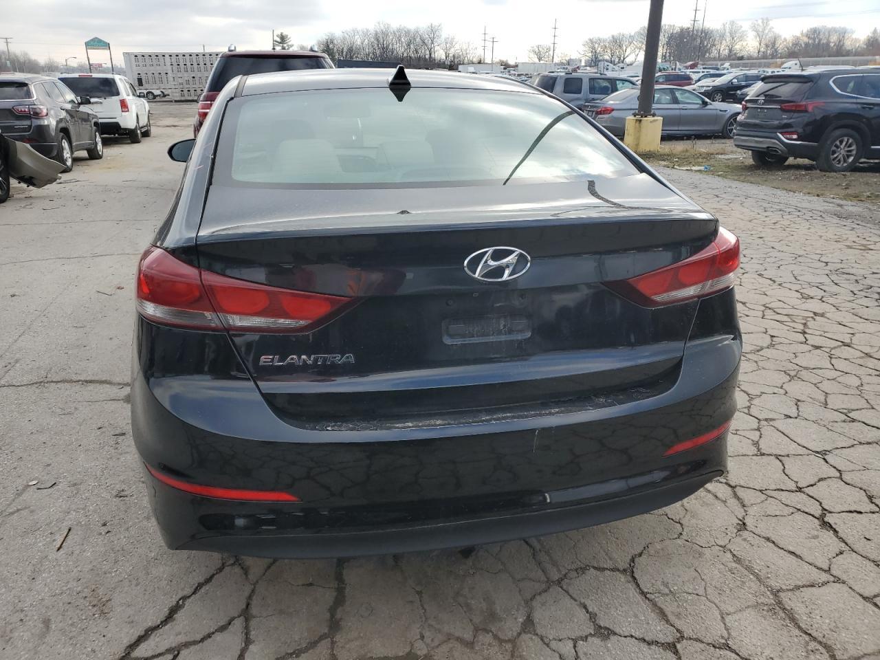 2017 HYUNDAI ELANTRA SE - Фото 6