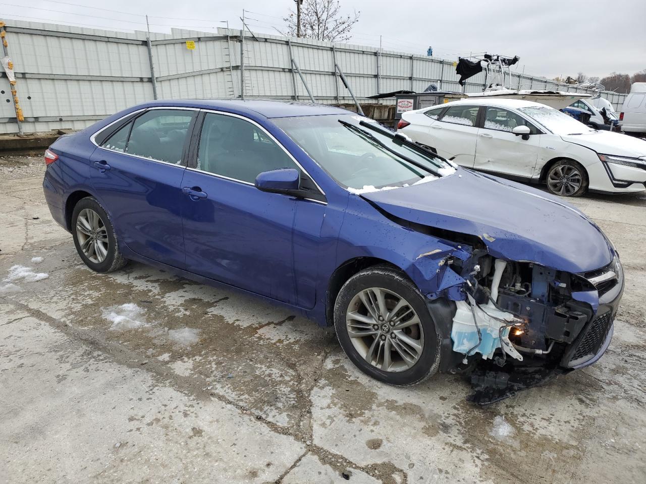 2016 TOYOTA CAMRY LE - Image 4