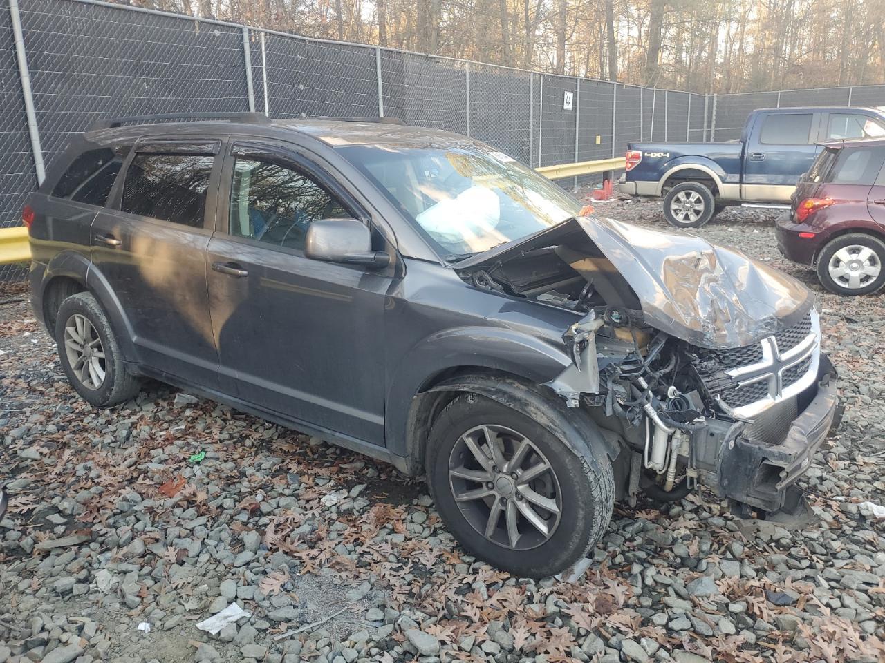 2015 DODGE JOURNEY SX - Image 4