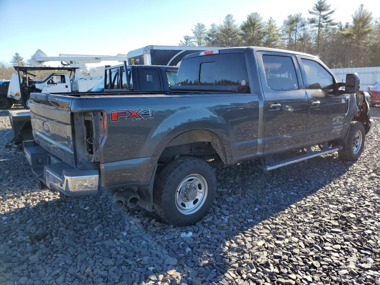 2017 FORD F350 SUPER - Image 3