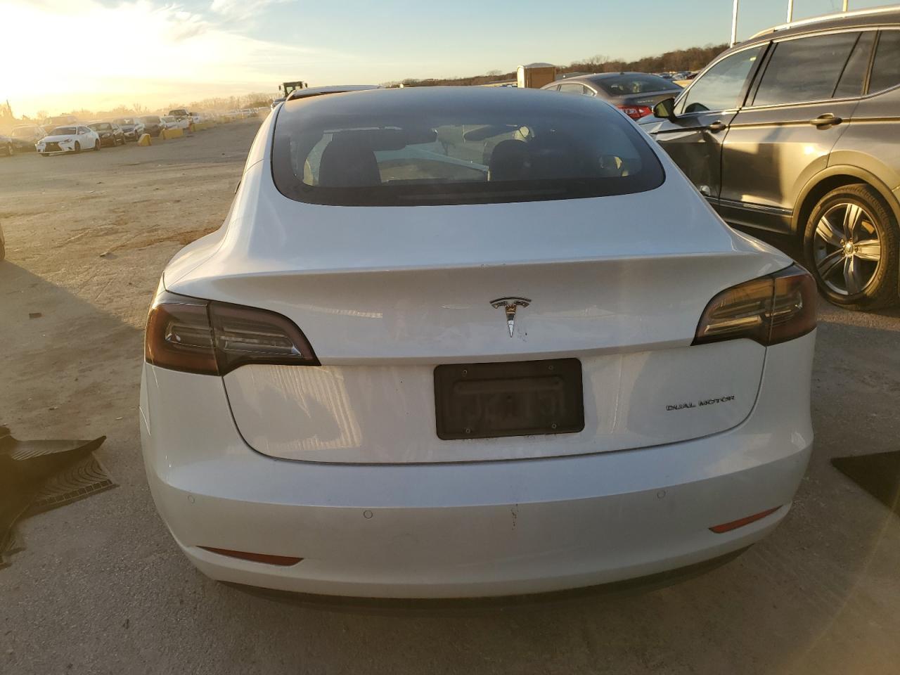 2022 TESLA MODEL 3 - Image 6