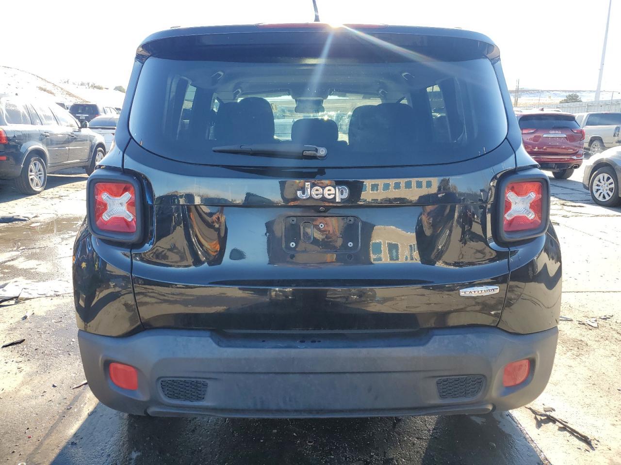 2016 JEEP RENEGADE L - Image 6