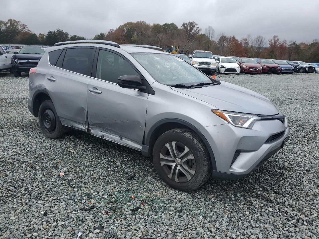 2018 TOYOTA RAV4 LE - Фото 4